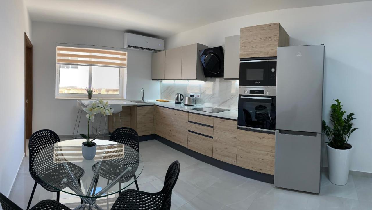 Seaside Apartment In Gzira Экстерьер фото